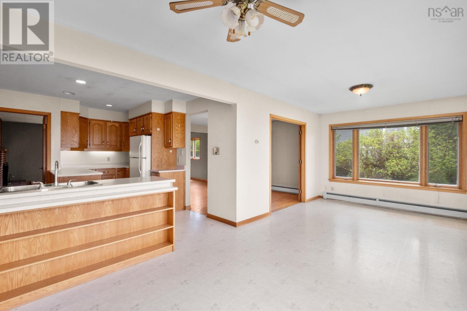 Property 20 of 49 of 46 Kent Avenue