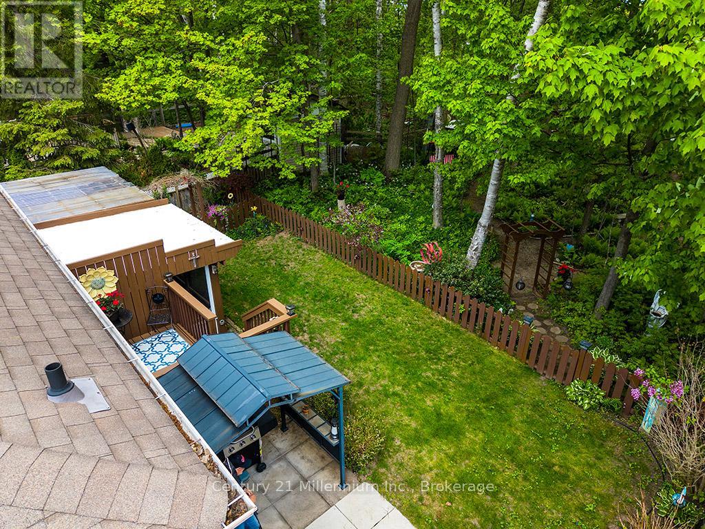 15 BRILLINGER DRIVE - 15