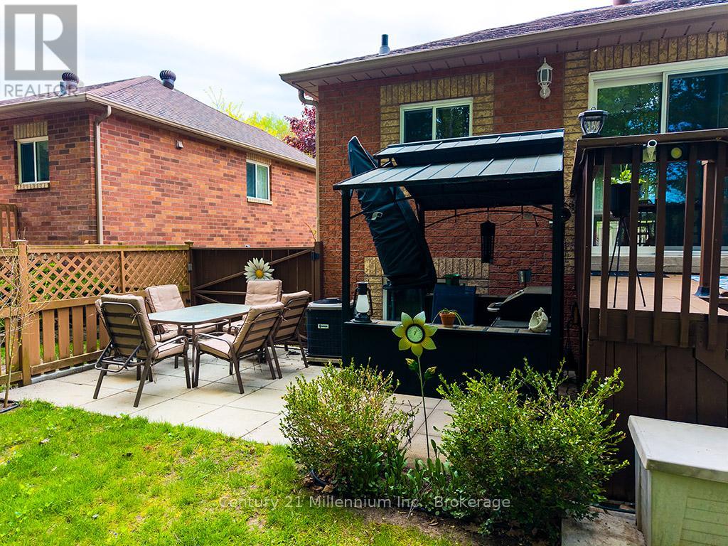 15 BRILLINGER DRIVE - 14