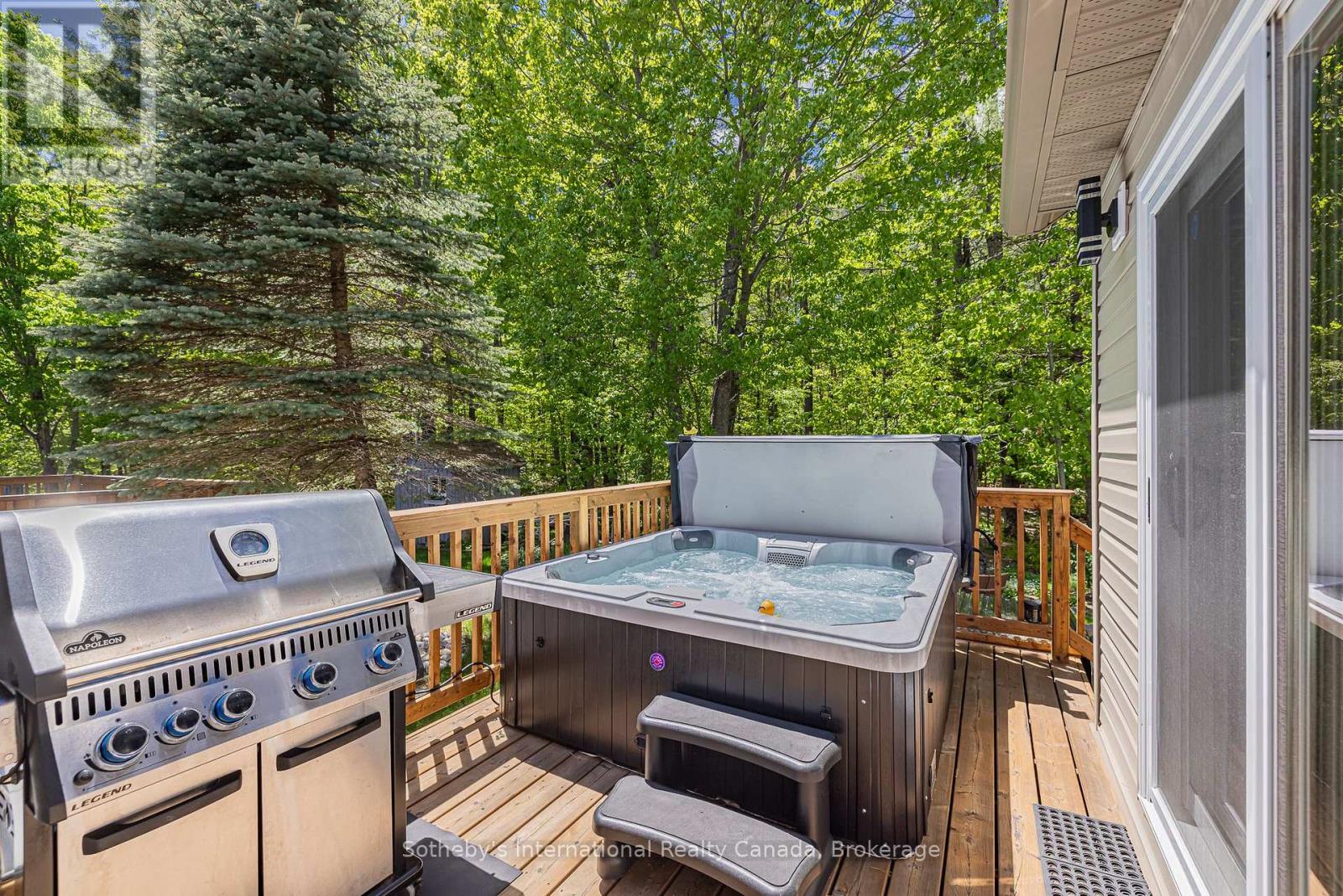 35 PINERIDGE GATE - 6