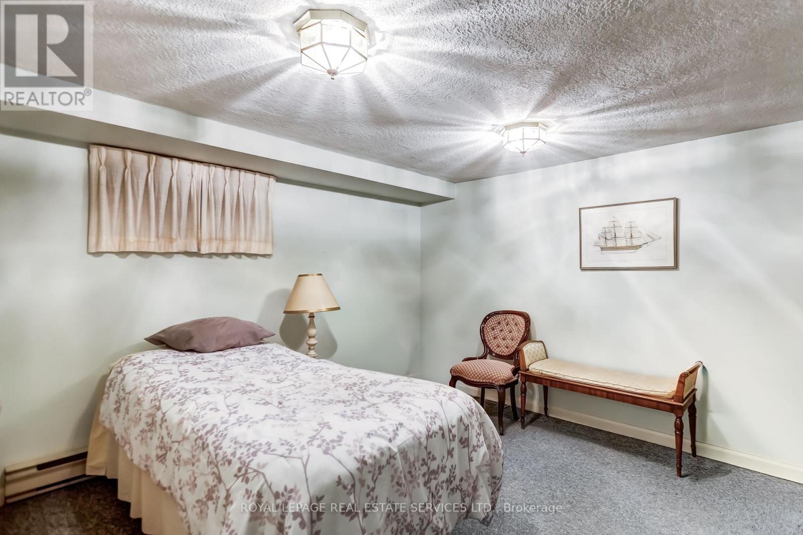 44 HIGHLAND CRESCENT - 26