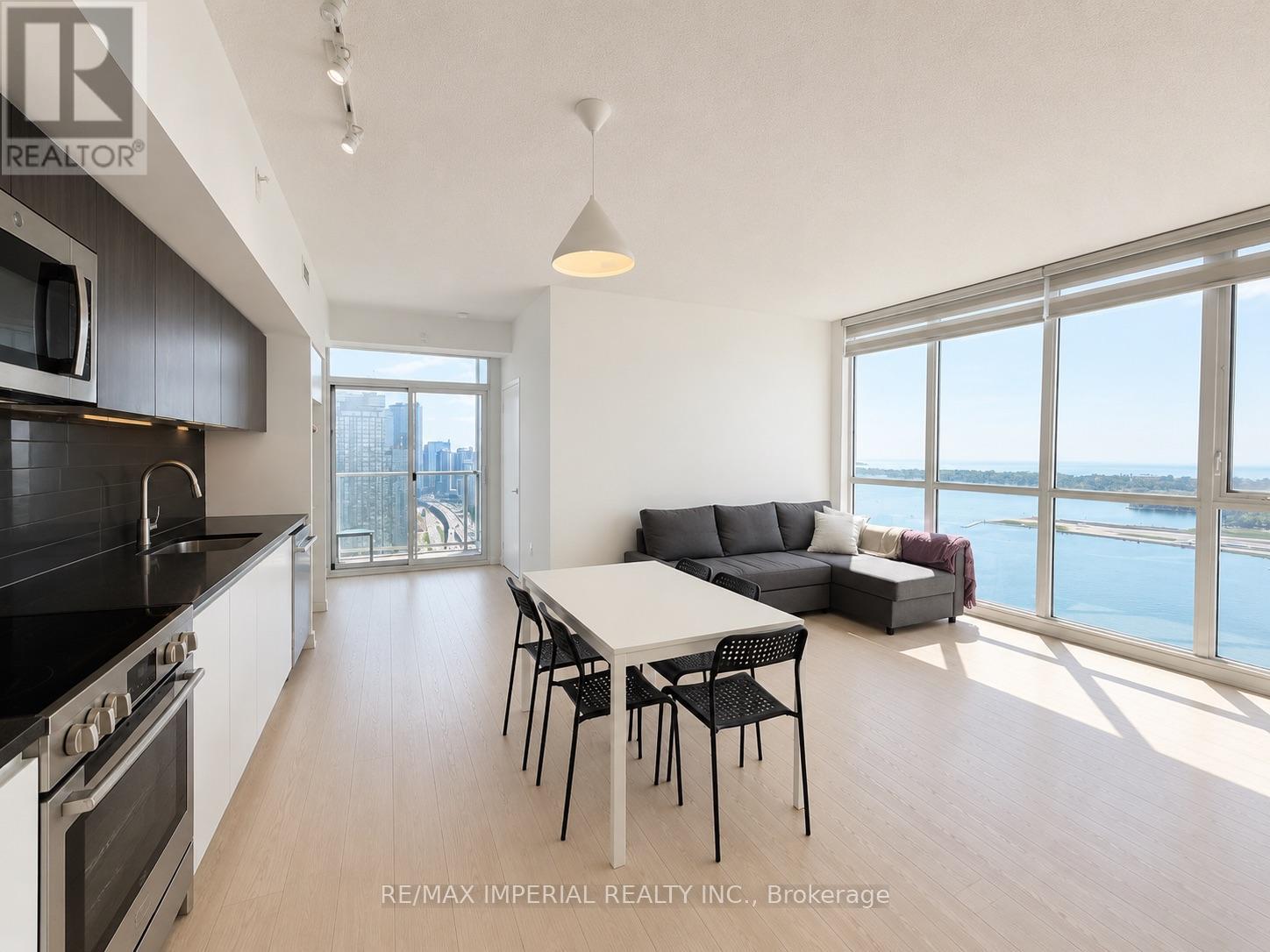 Listing photo of 4606 - 75 QUEENS WHARF ROAD