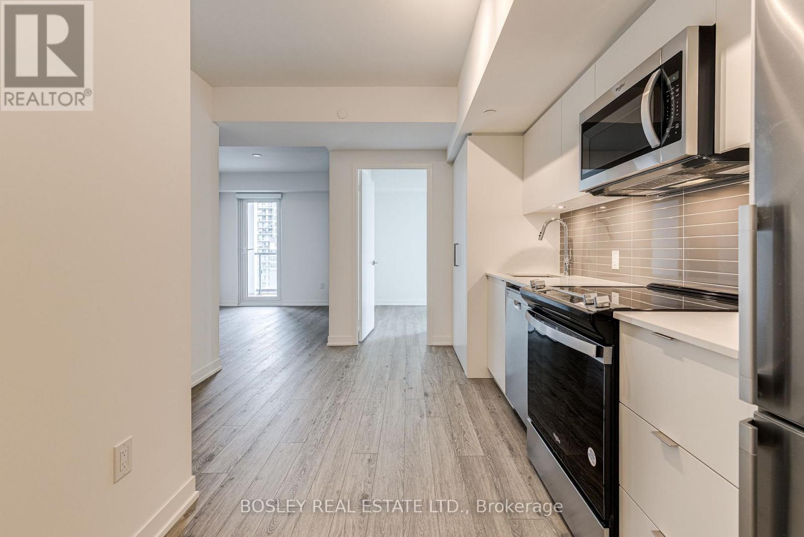 Listing photo of 632 - 500 WILSON AVENUE