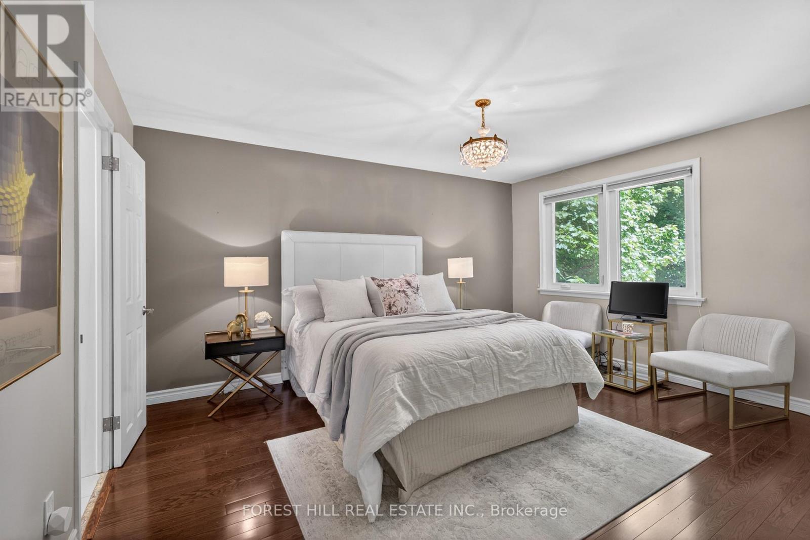 91 MONTRESSOR DRIVE - 18