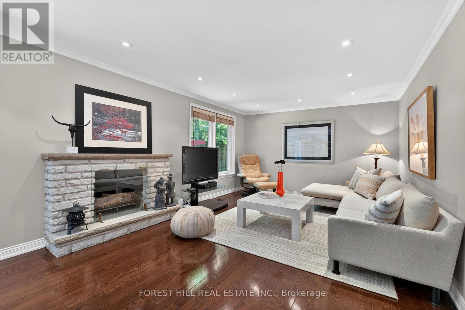 91 MONTRESSOR DRIVE - 24