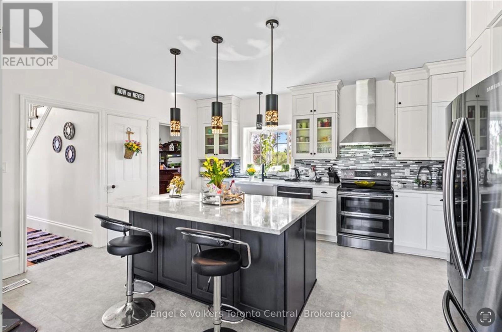 268 FOX RIDGE ROAD - 7