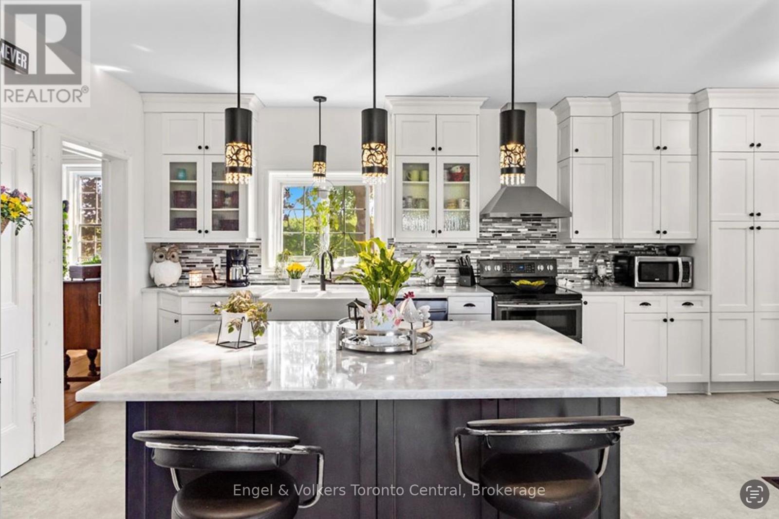 268 FOX RIDGE ROAD - 8