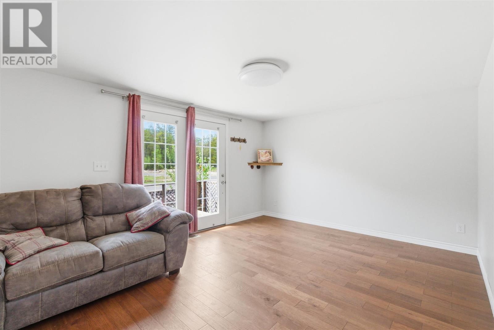 21 Eley RD - 12
