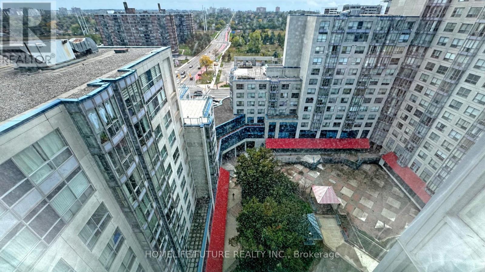 #1506 1470 MIDLAND AVENUE - 38