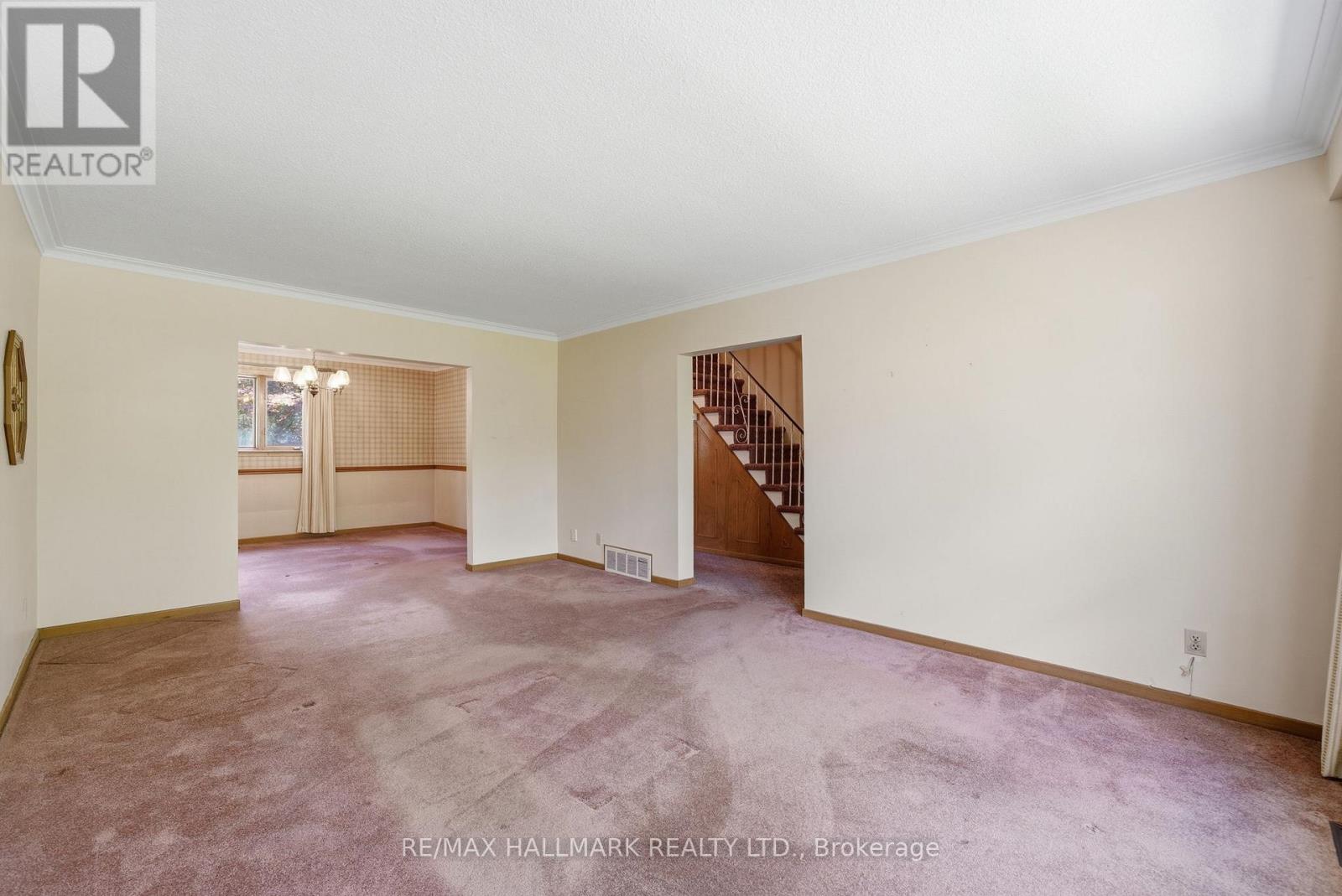 5 BETHUNE BOULEVARD - 17