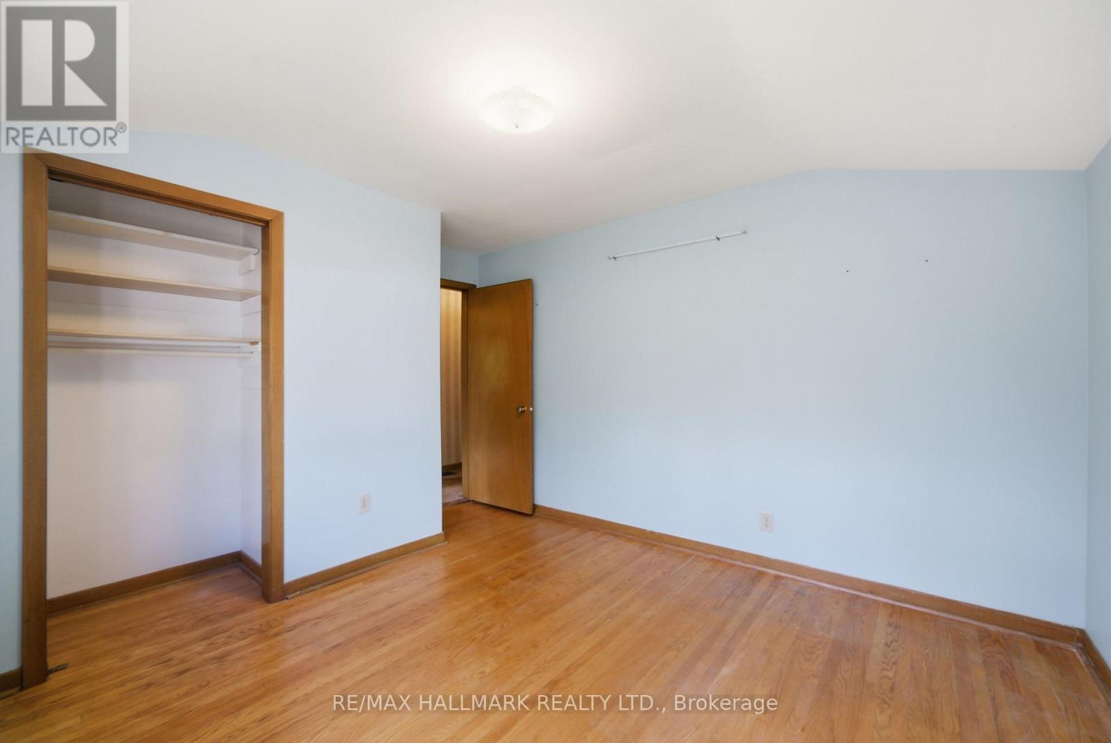 5 BETHUNE BOULEVARD - 24