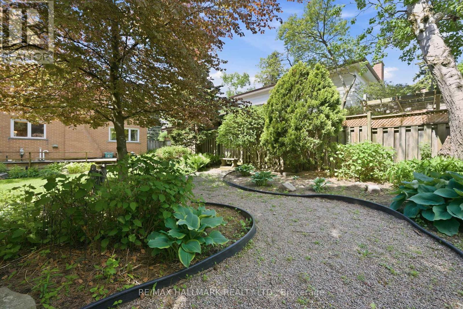 5 BETHUNE BOULEVARD - 46
