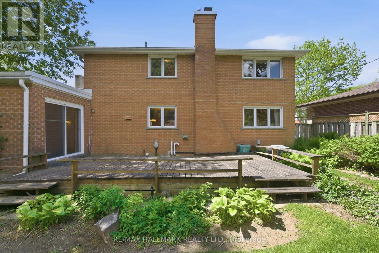 5 BETHUNE BOULEVARD - 49