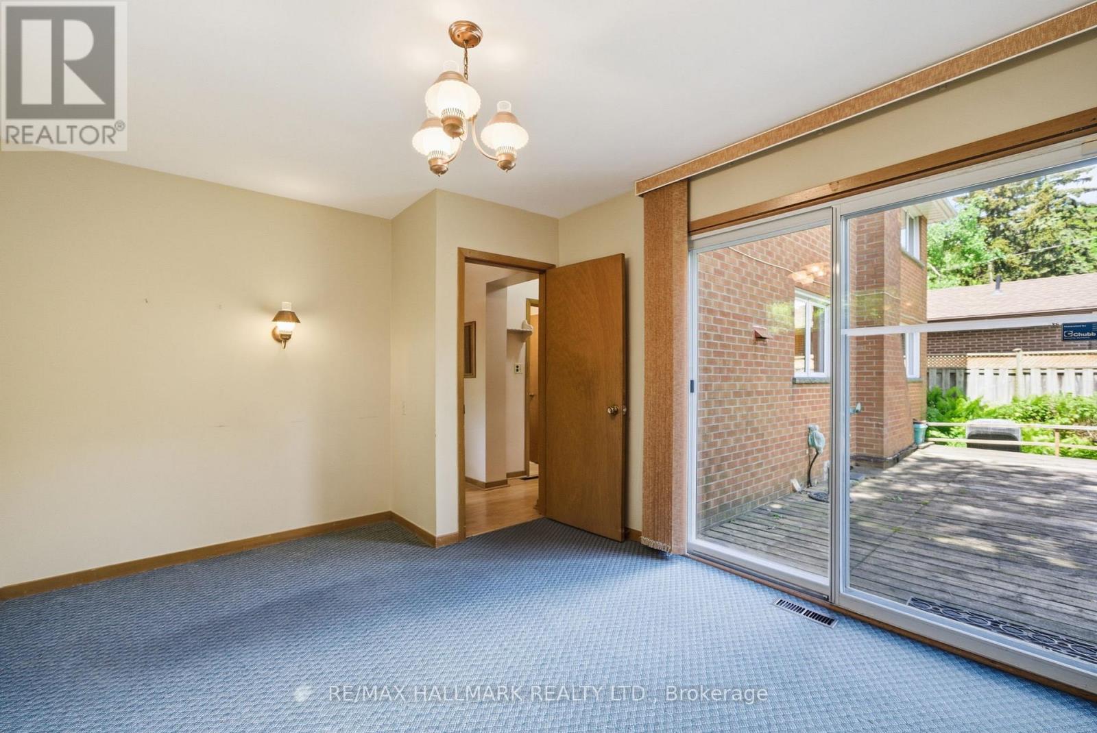5 BETHUNE BOULEVARD - 7