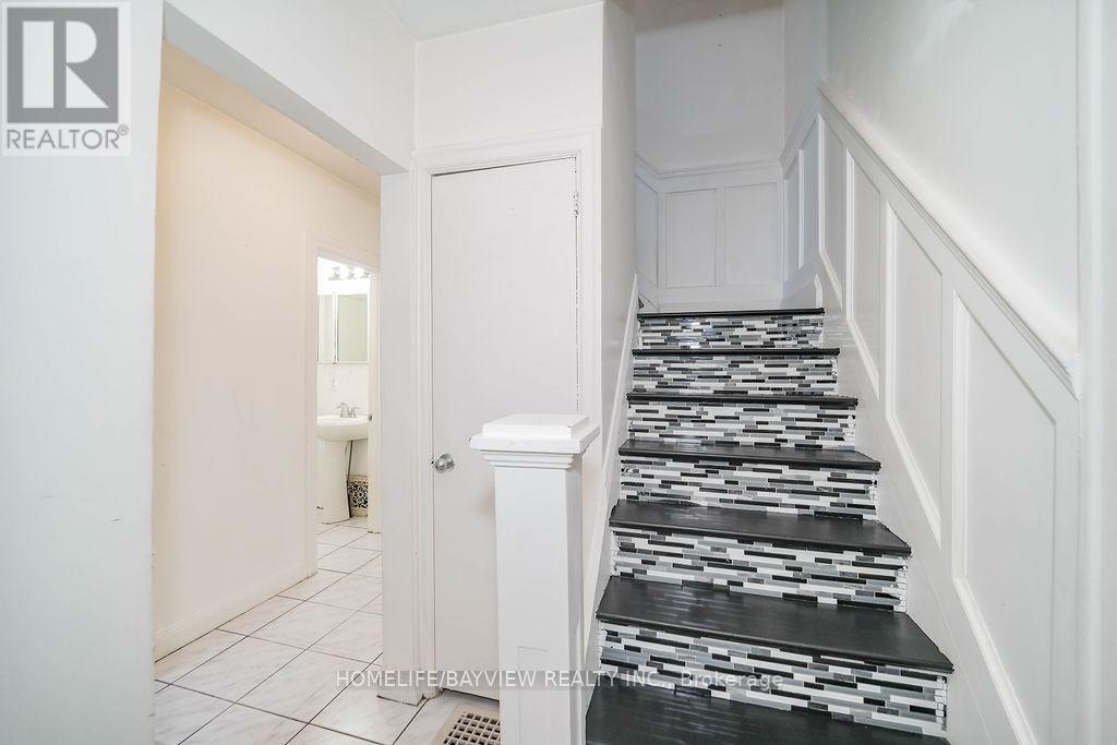 187 PARK ROAD S - 14