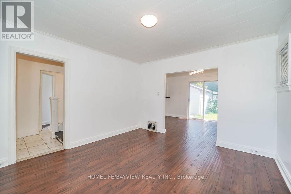187 PARK ROAD S - 33