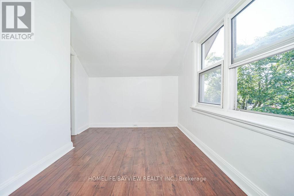 187 PARK ROAD S - 36