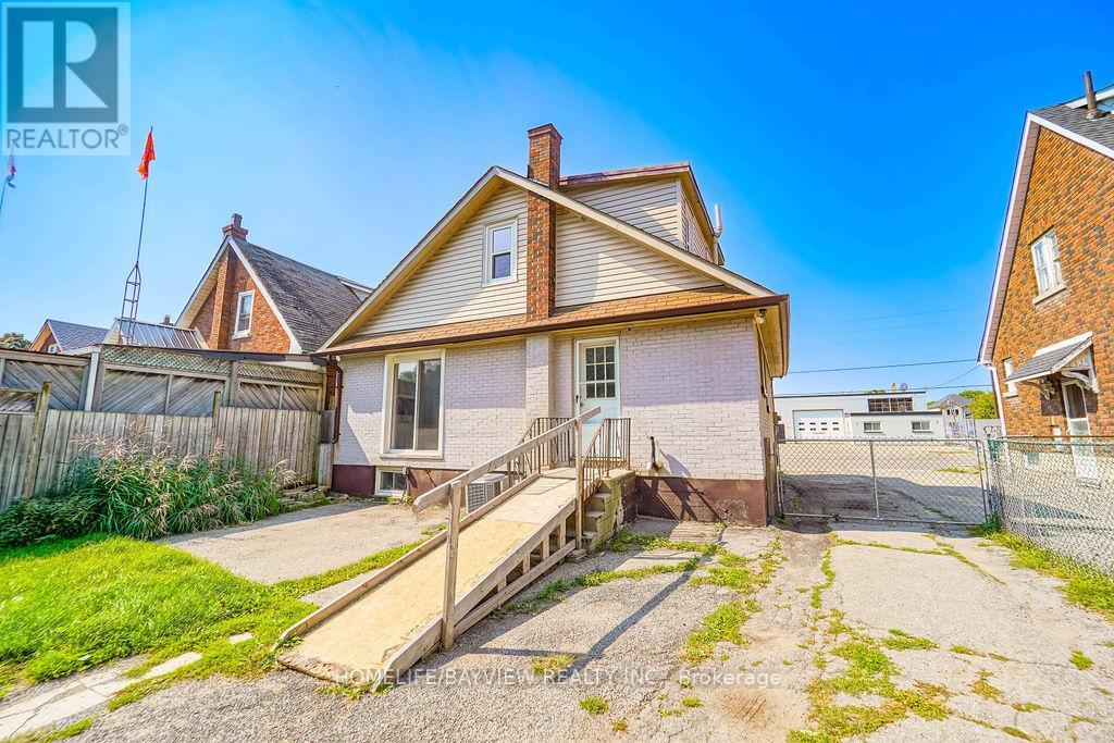 187 PARK ROAD S - 5