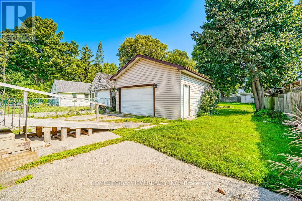 187 PARK ROAD S - 8