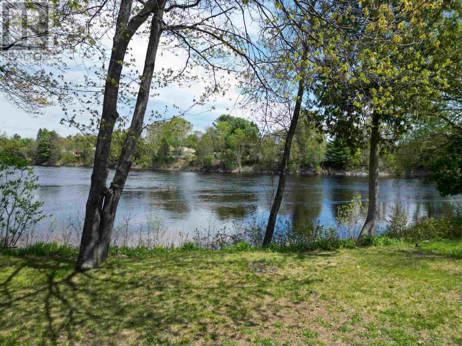 21 Eley RD - 43
