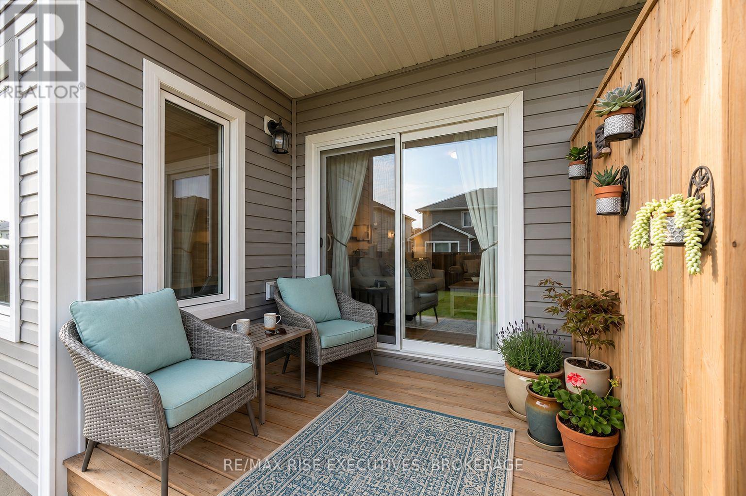 106 HAZLETT STREET - 24