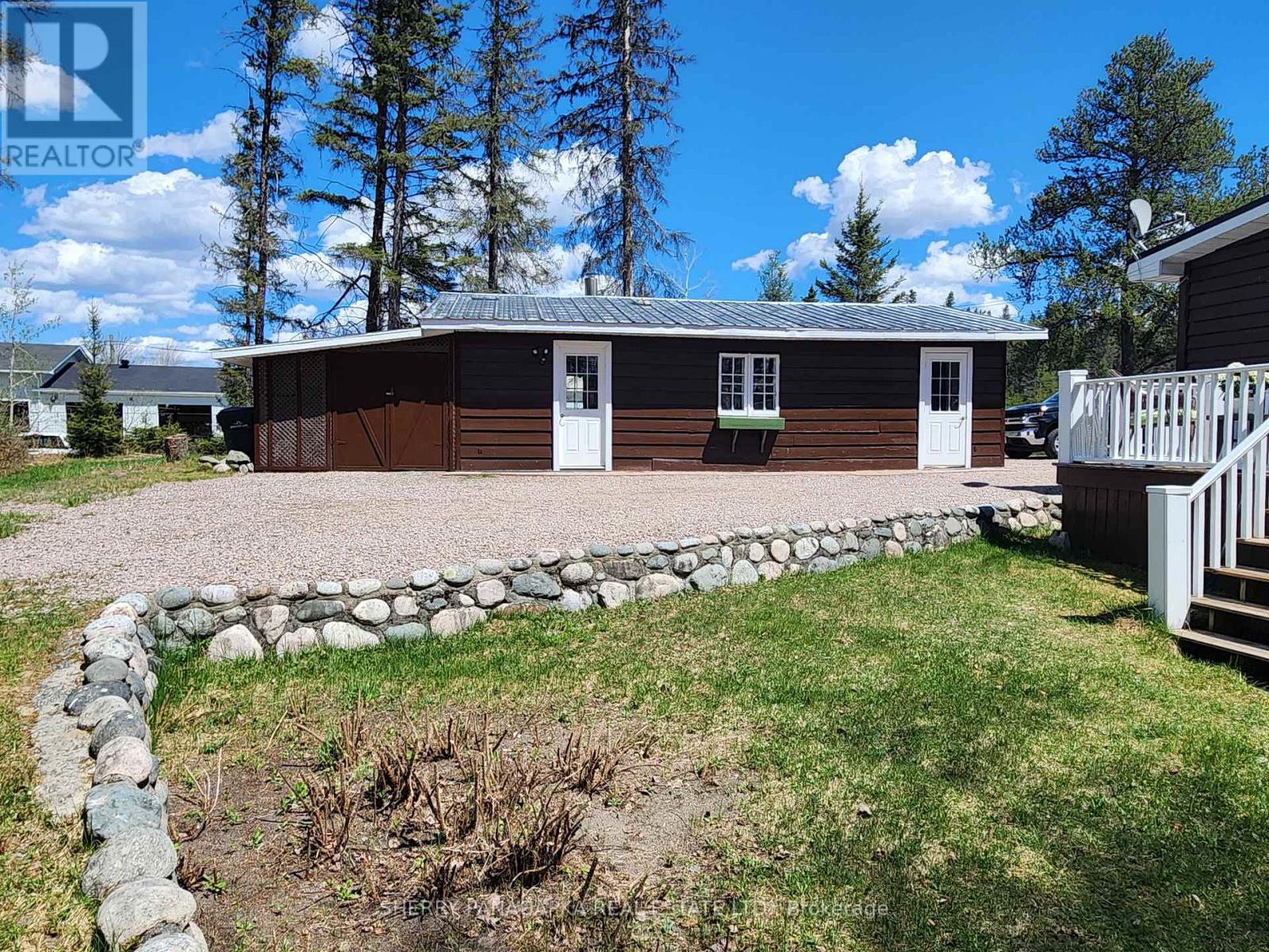 1410 GOVERNMENT ROAD W - 46