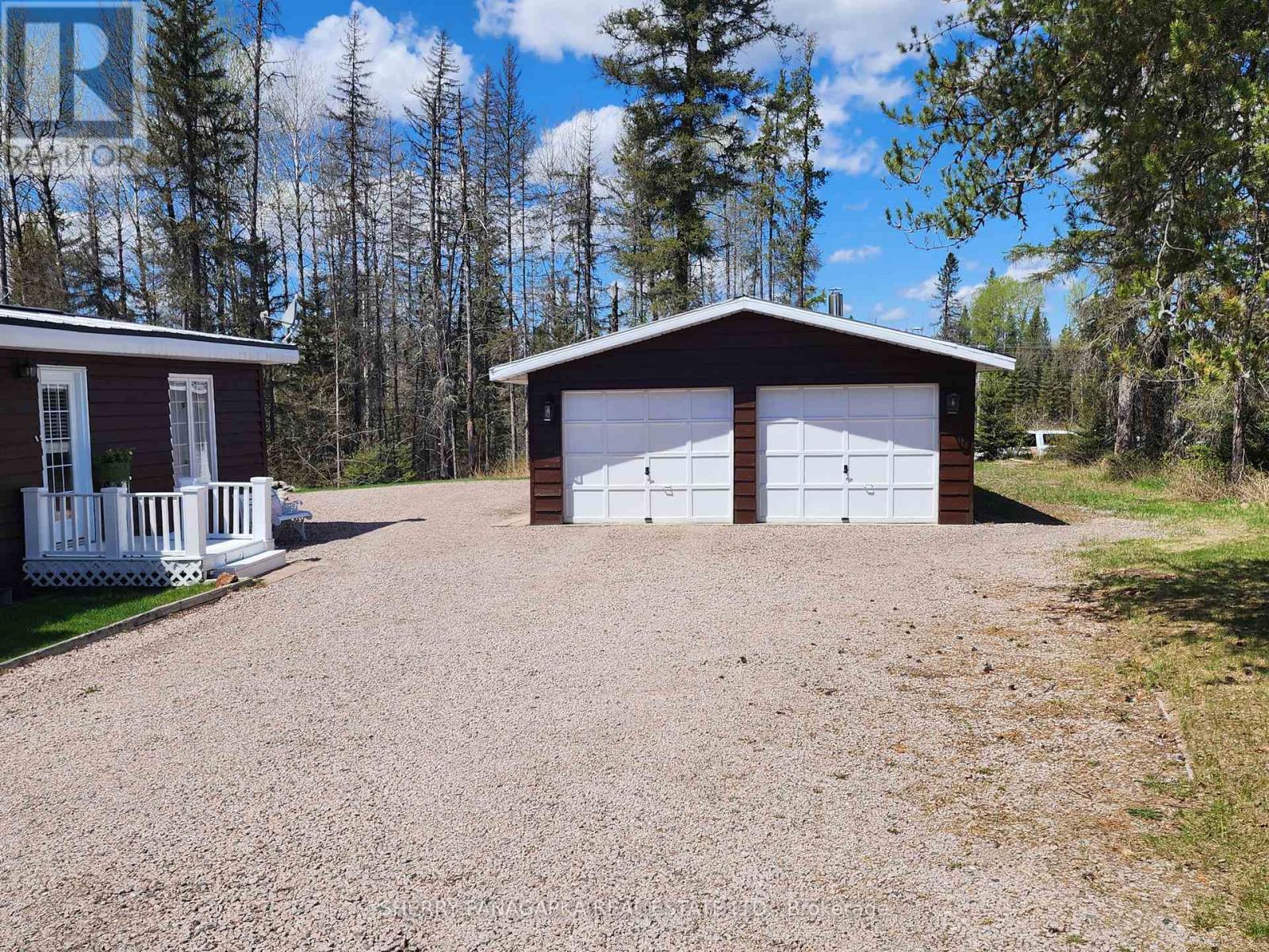 1410 GOVERNMENT ROAD W - 47