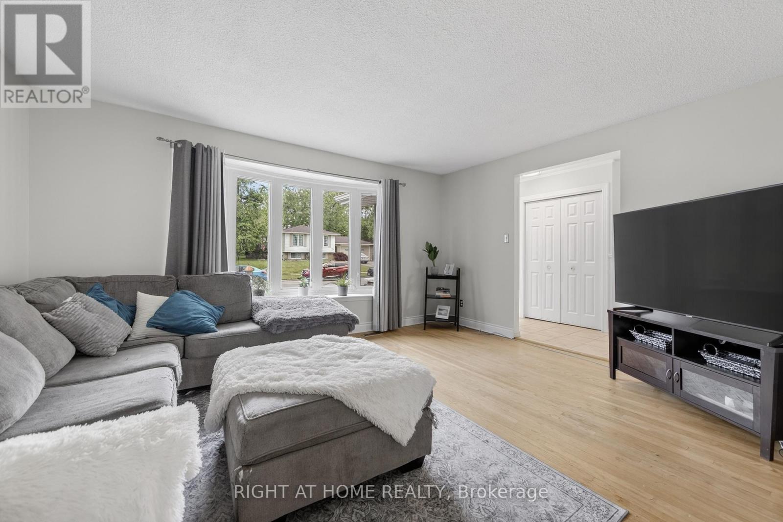 277 PINE DRIVE - 20