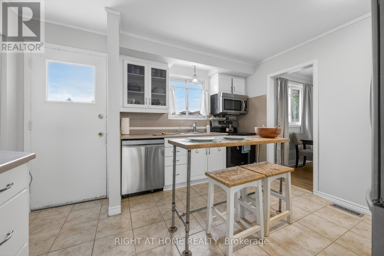 277 PINE DRIVE - 26