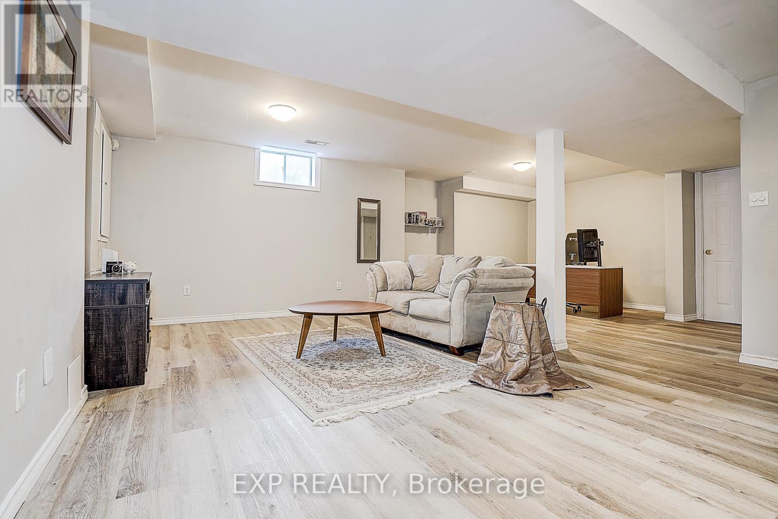 121 TUNBRIDGE ROAD - 29