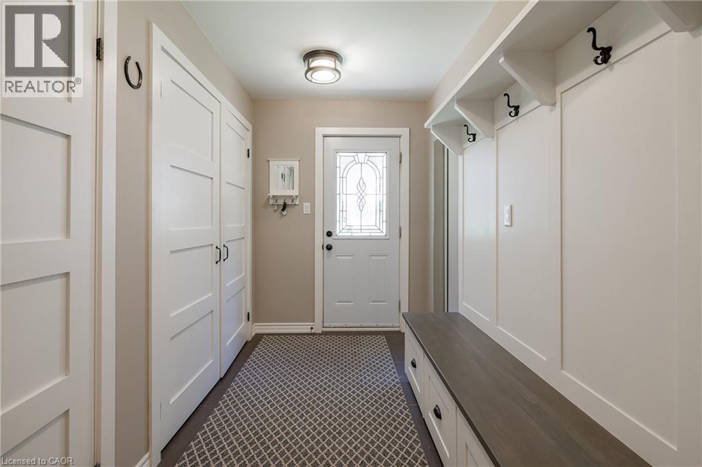 1259 RICHARDS Crescent - 20