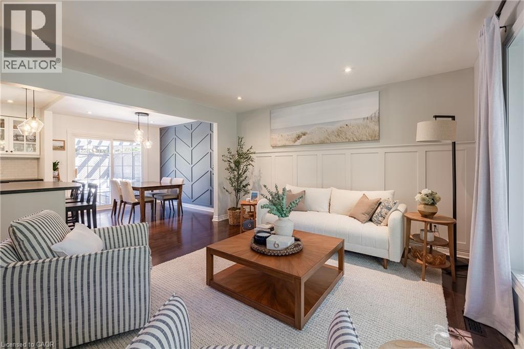 1259 RICHARDS Crescent - 7