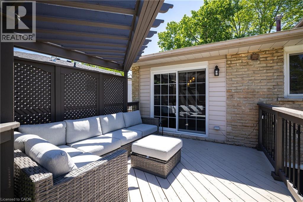 1259 RICHARDS Crescent - 30