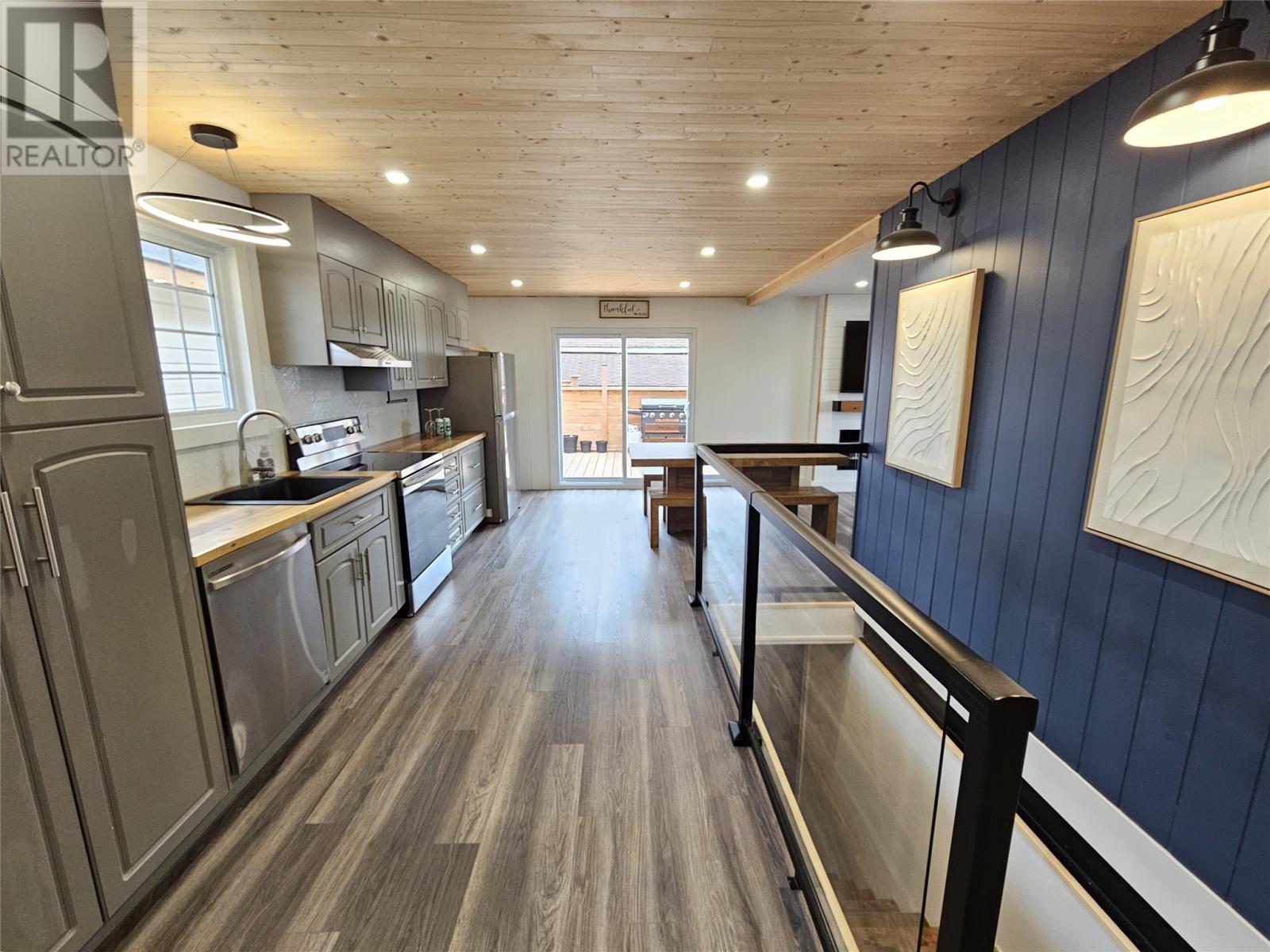 829 Retty Street - 13