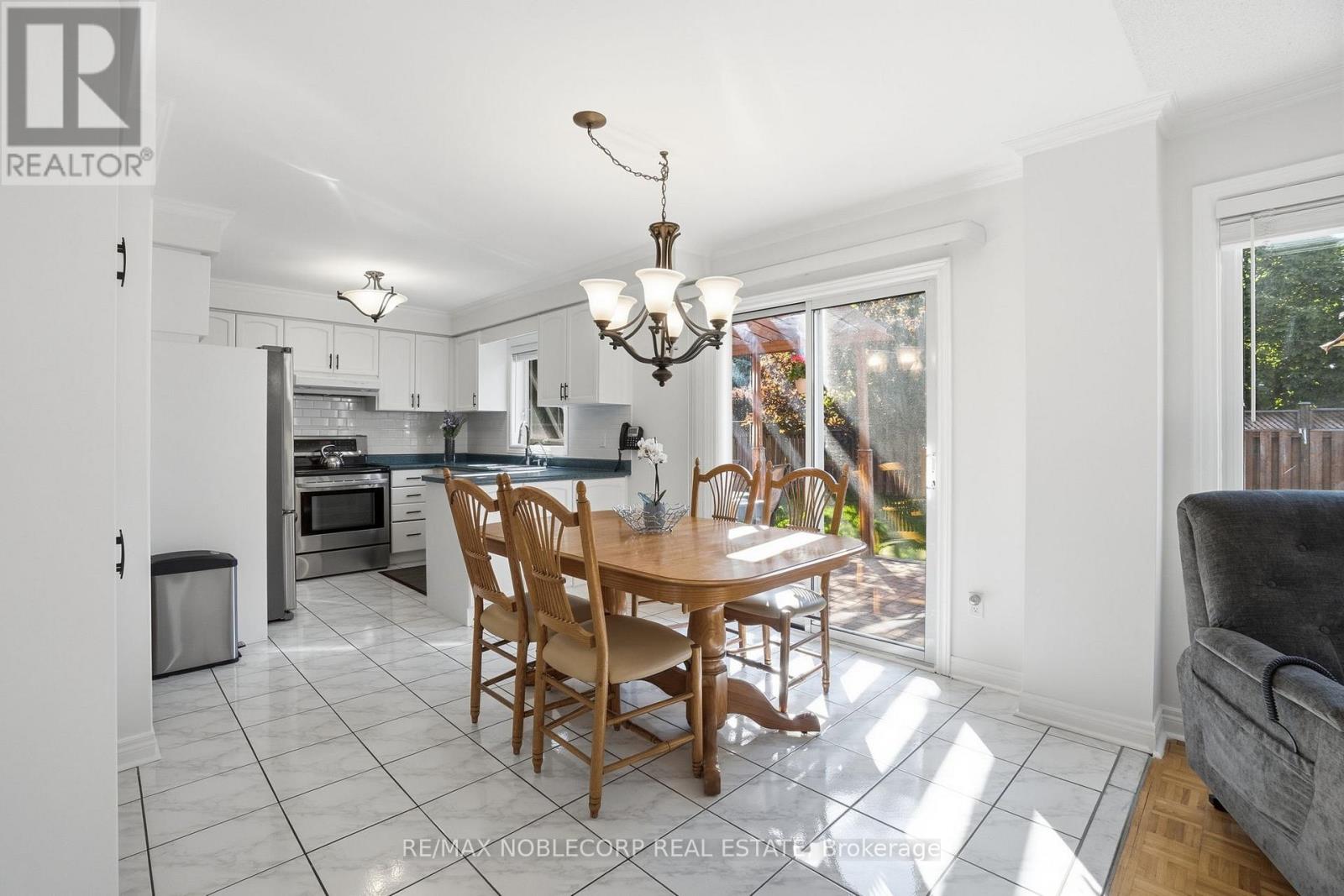 13 HARVESTVIEW AVENUE - 15