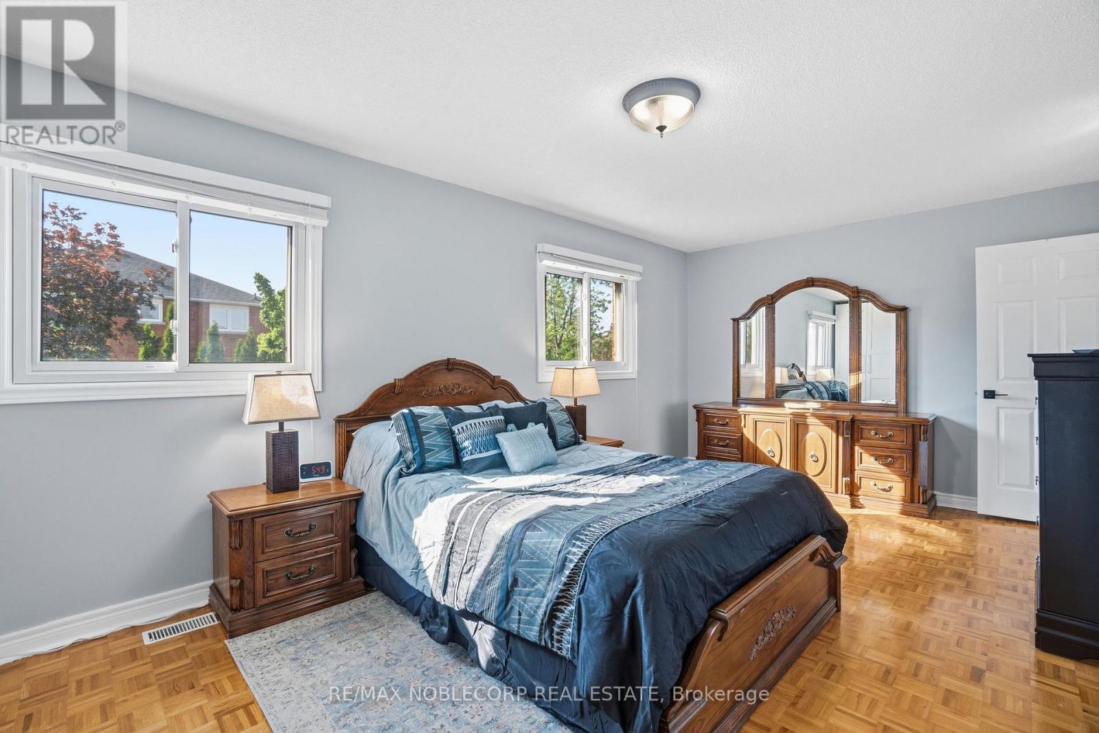 13 HARVESTVIEW AVENUE - 24