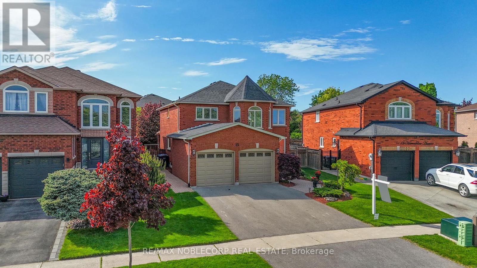 13 HARVESTVIEW AVENUE - 3