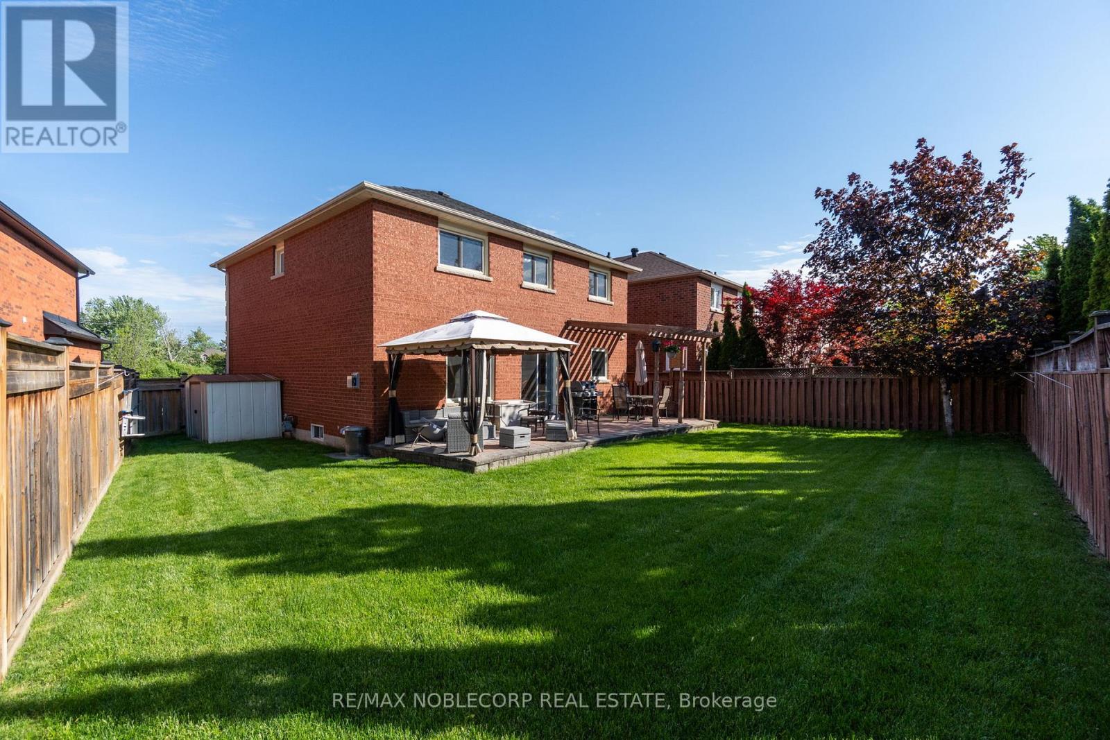 13 HARVESTVIEW AVENUE - 40