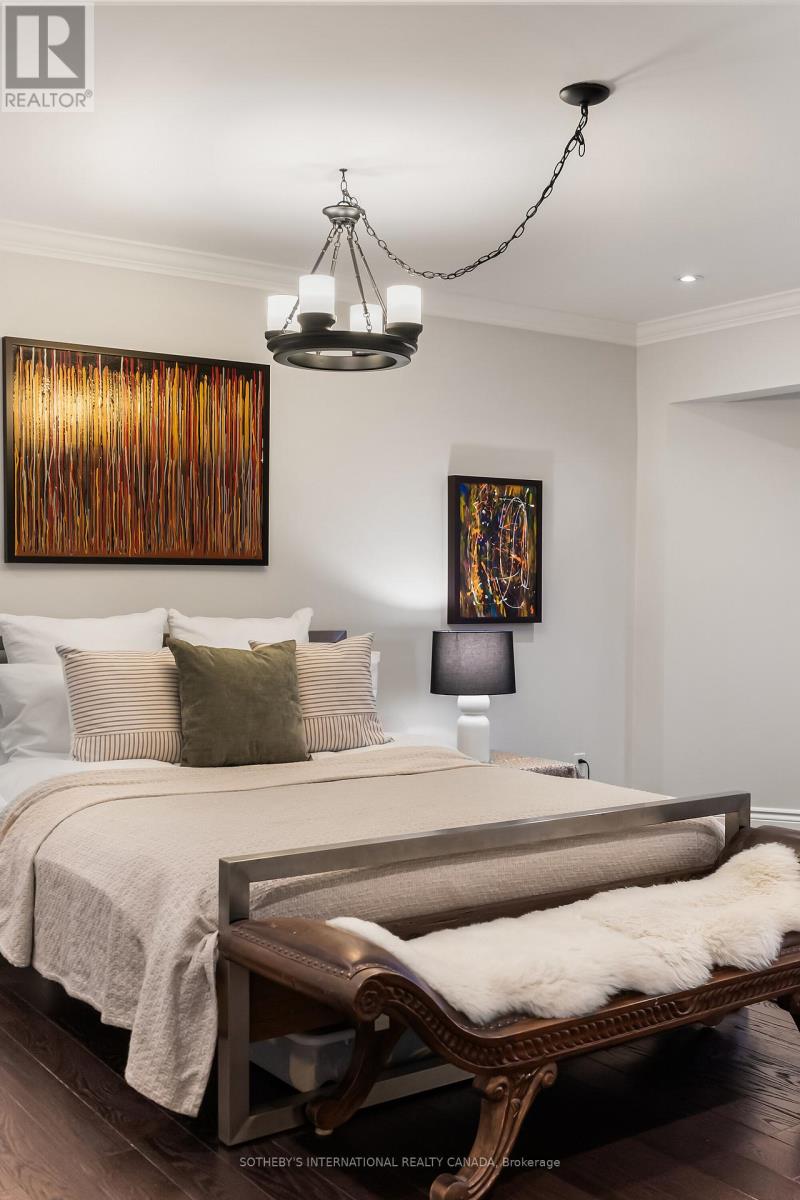 262 MARTIN GROVE ROAD - 26