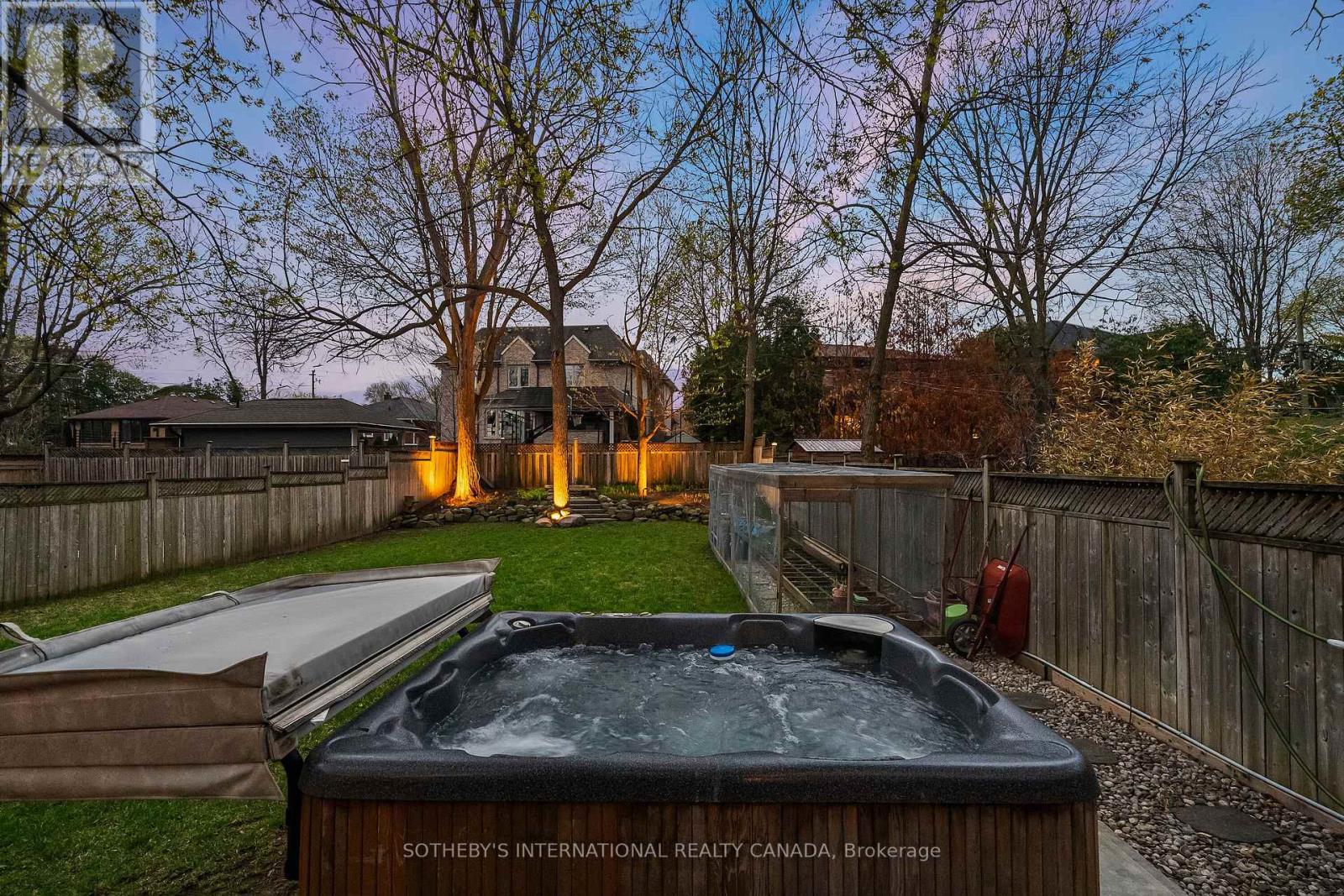 262 MARTIN GROVE ROAD - 45