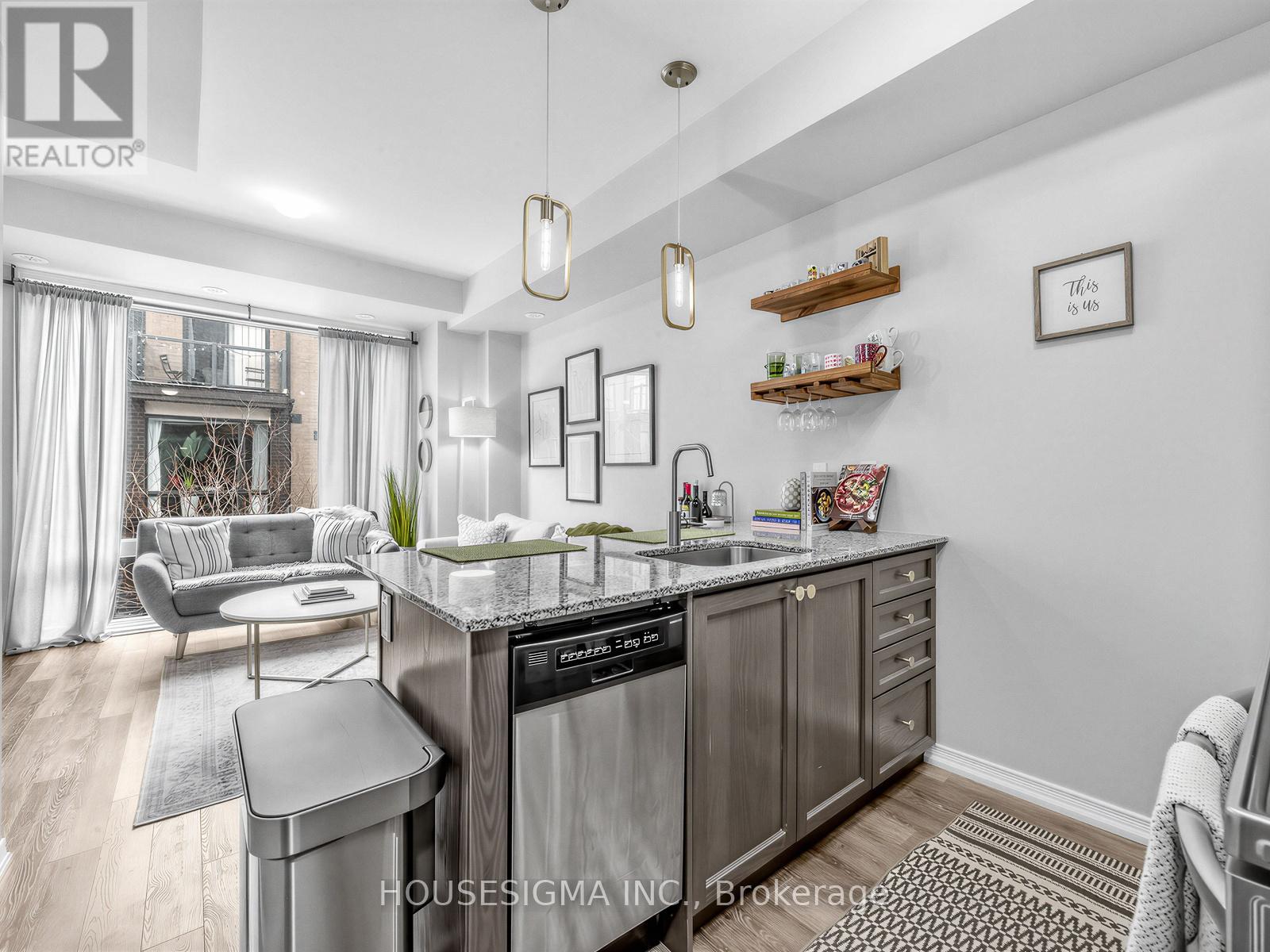 #139 34 FIELDWAY ROAD - 12
