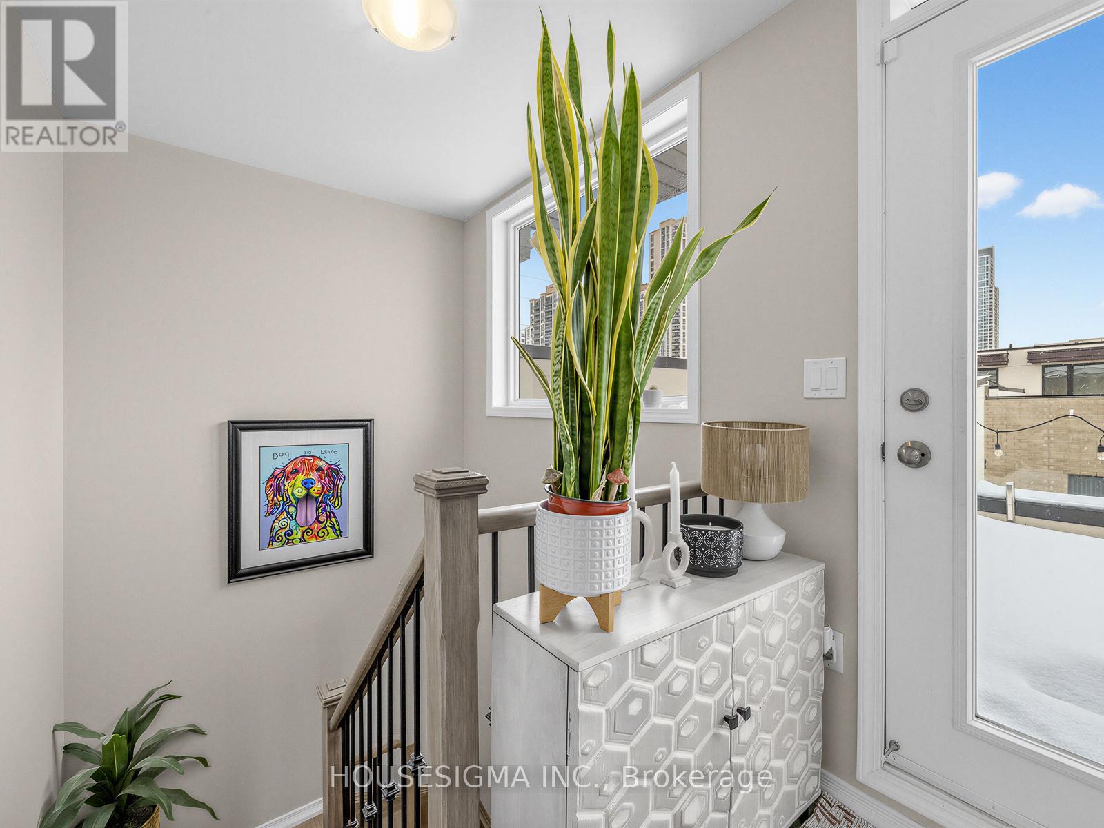 #139 34 FIELDWAY ROAD - 22