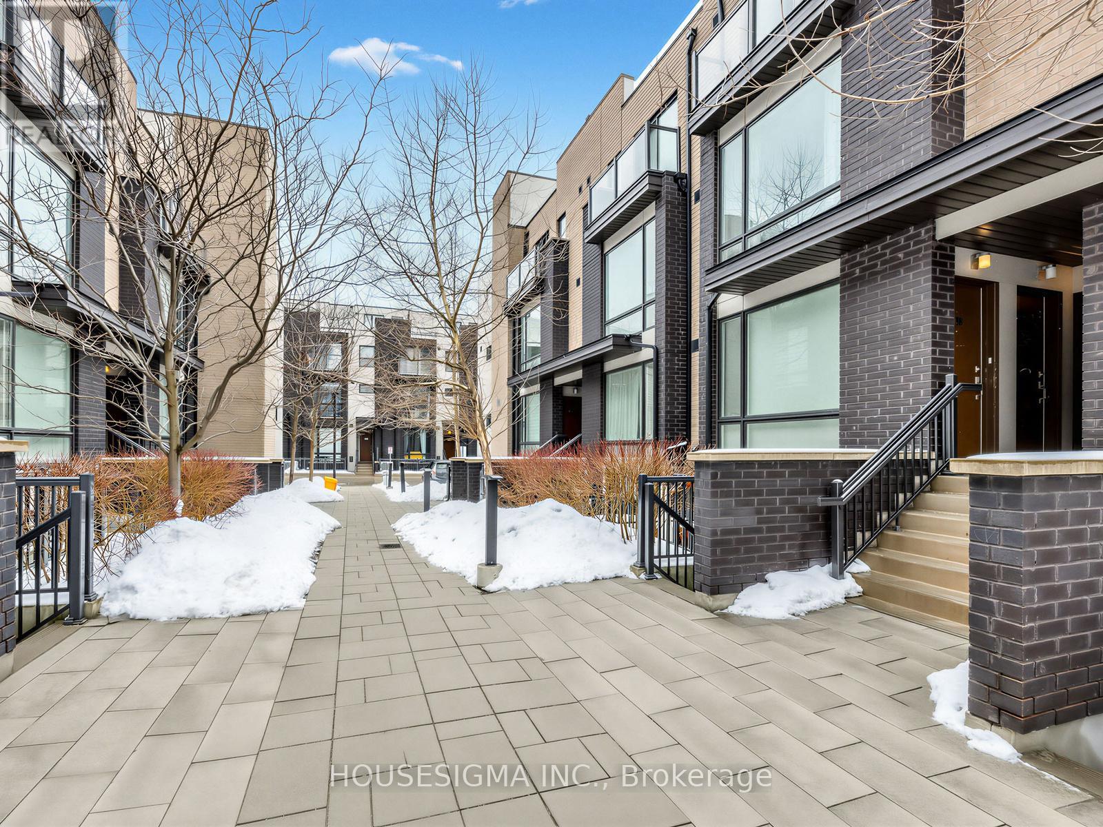 #139 34 FIELDWAY ROAD - 25