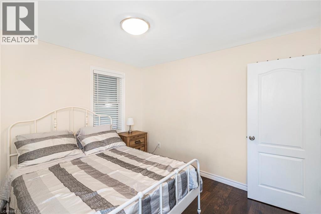 33 ALDERNEY Avenue - 26