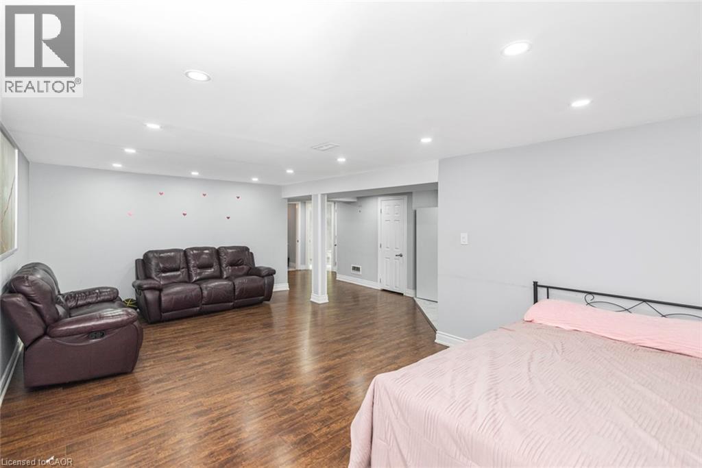 33 ALDERNEY Avenue - 41