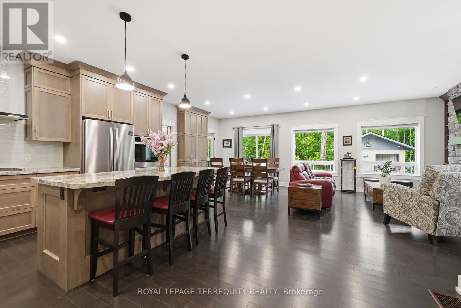 218 CAMPBELL ROAD - 10