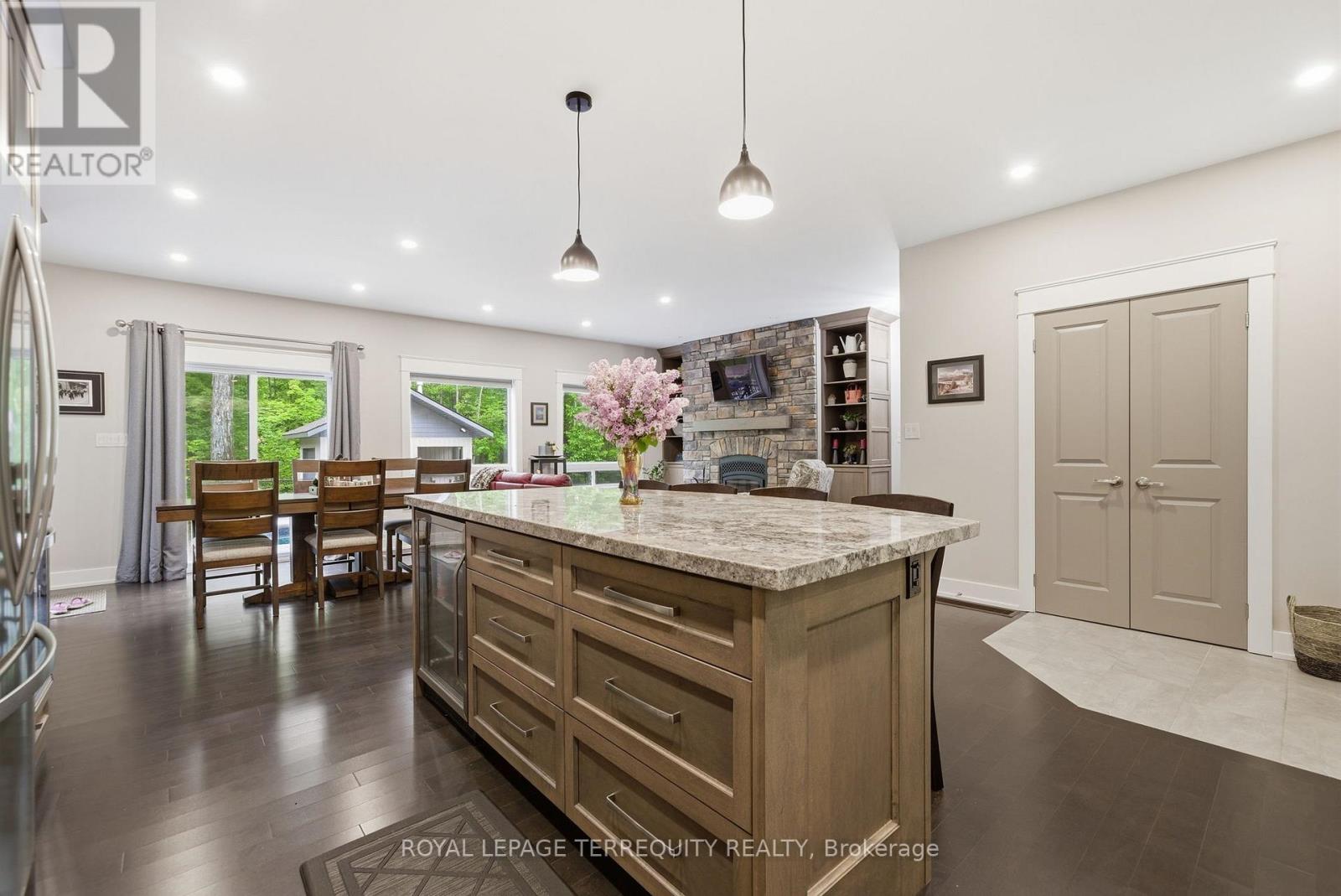 218 CAMPBELL ROAD - 13