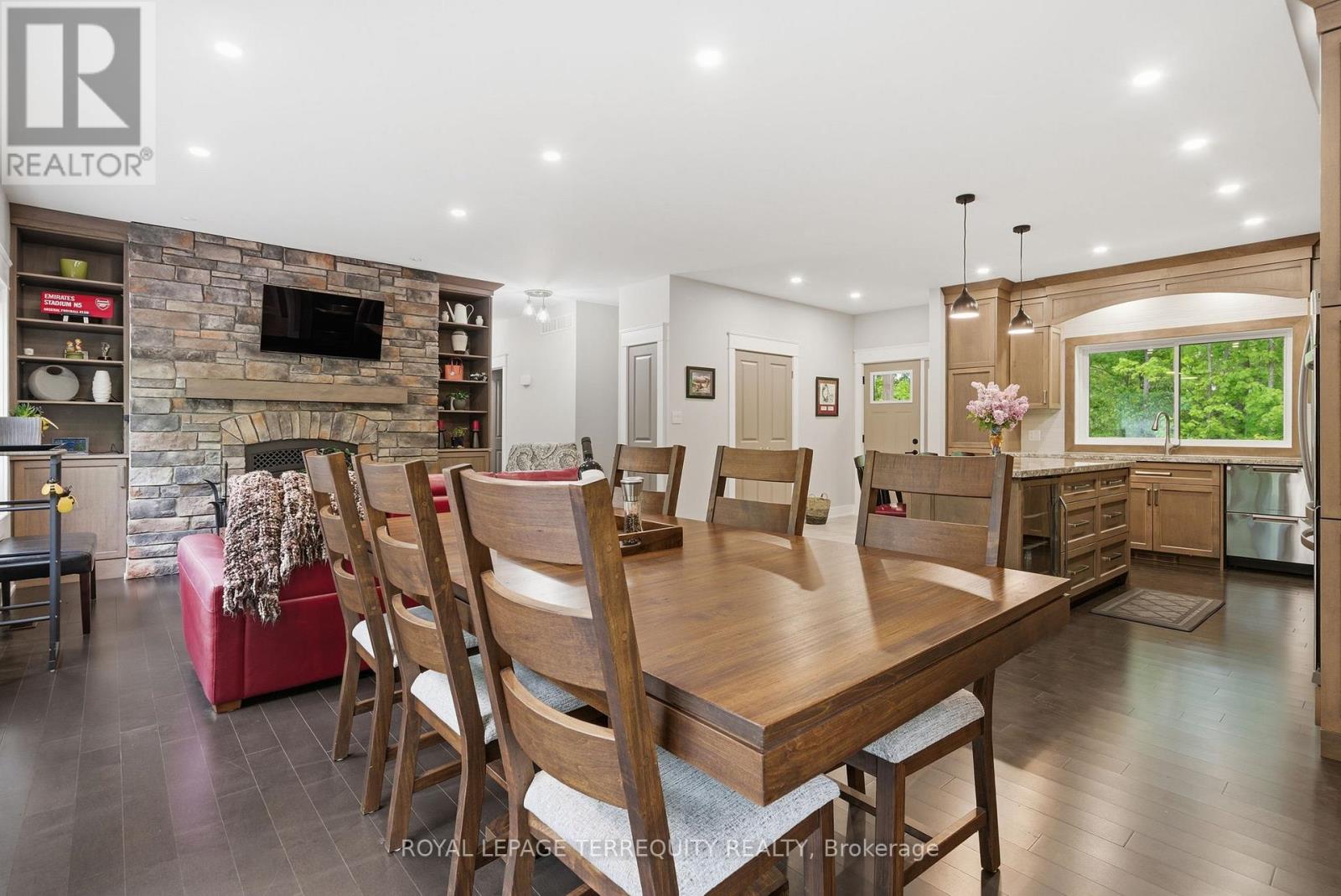 218 CAMPBELL ROAD - 14