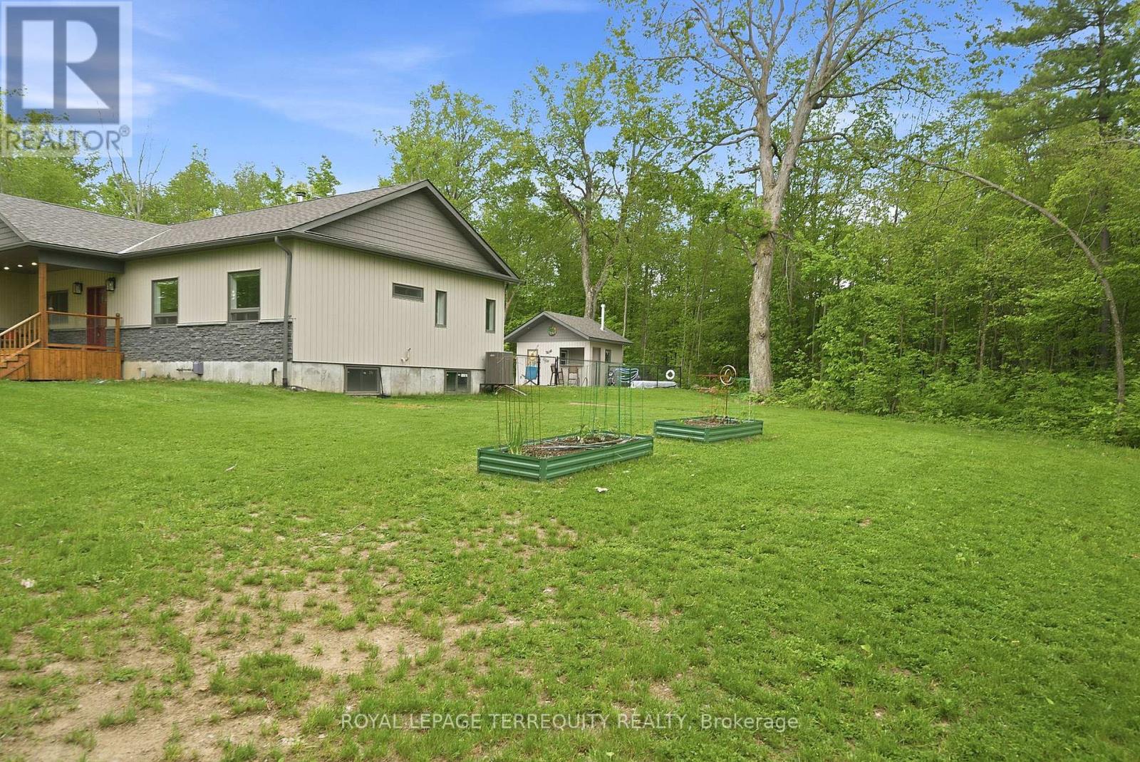 218 CAMPBELL ROAD - 38