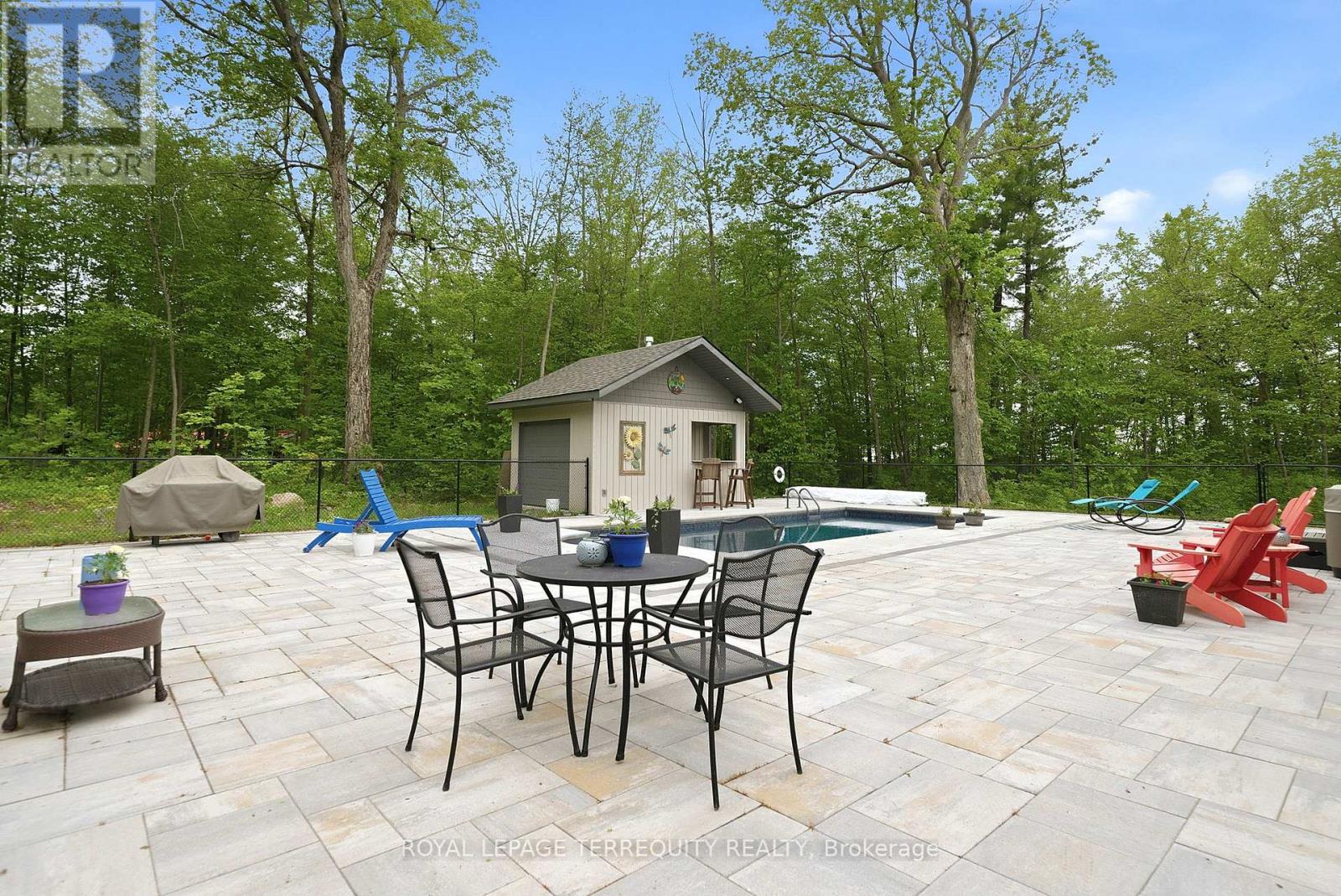 218 CAMPBELL ROAD - 44